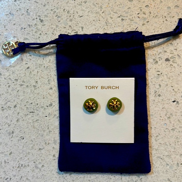 NWT Tory Burch Roxanne Button Earring, Lime color with Gold accents, Fall ‘23 - Picture 2 of 3